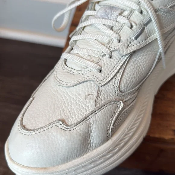 White Ugg Ca1 Leather Sneakers Size 9 - Picture 4 of 5